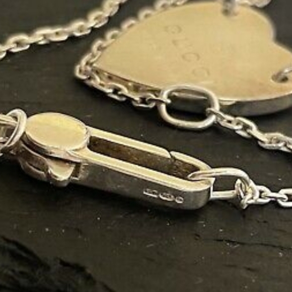 GUCCI ITALIAN LUXURY 925 STERLING SILVER NECKLACE comes with original packaging - Picture 3 of 7